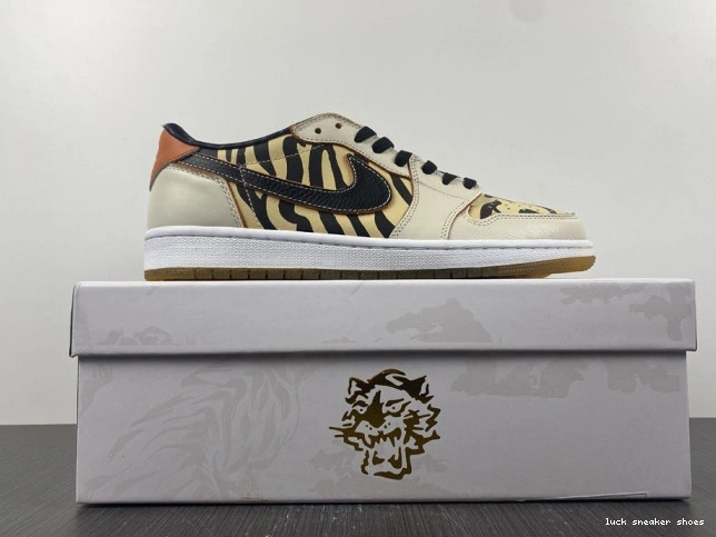 Rep LUCY Air 1 of DH6932-100 Tiger Low OG the Jordan Year 0724